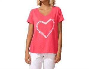 NEW ESCAPE destination heart v-neck tee - plus in poppy